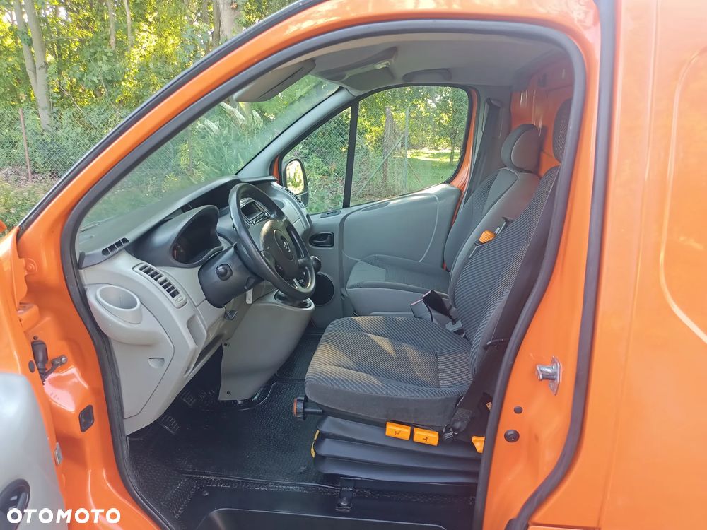 Opel Vivaro - 25