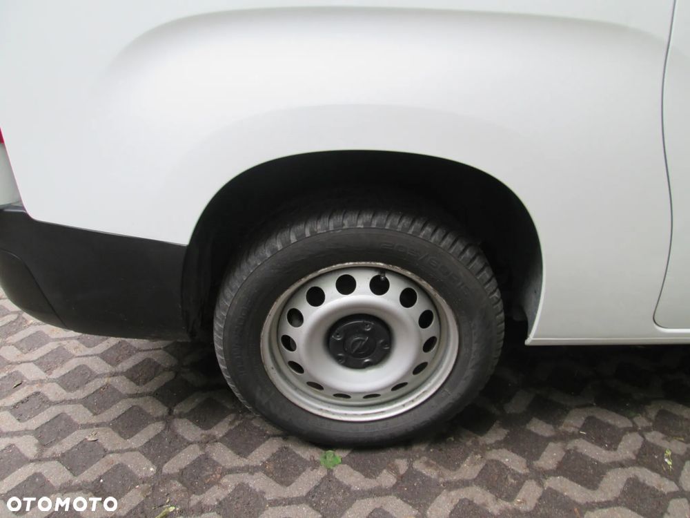 Opel Combo - 28