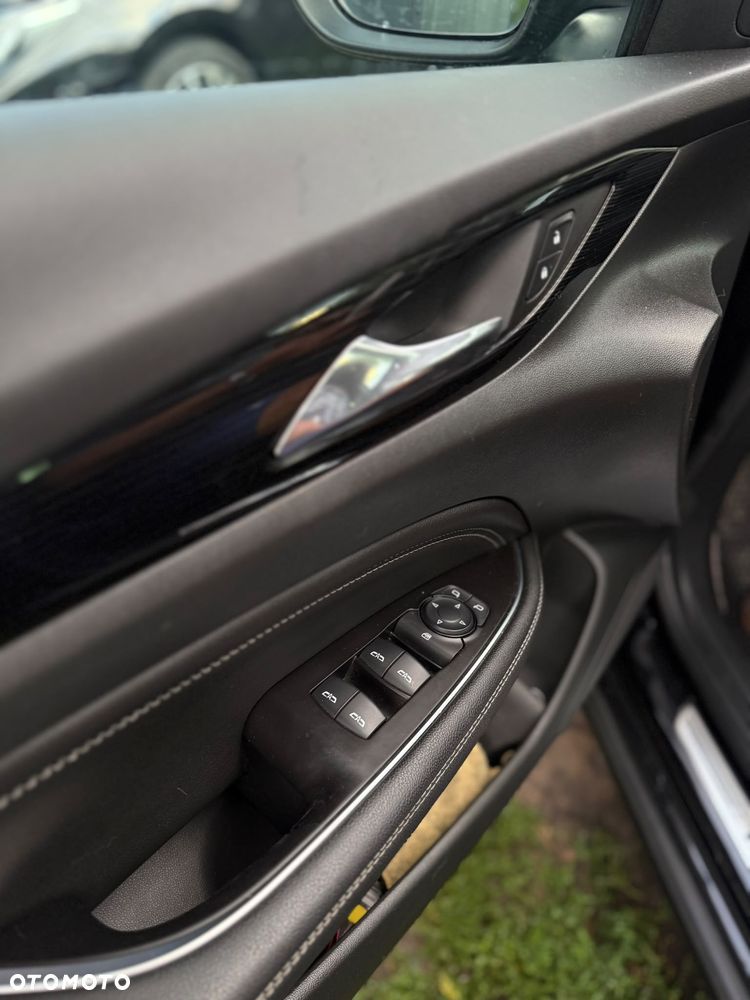 Opel Insignia 2.0 CDTI 4x4 Innovation S&S - 7