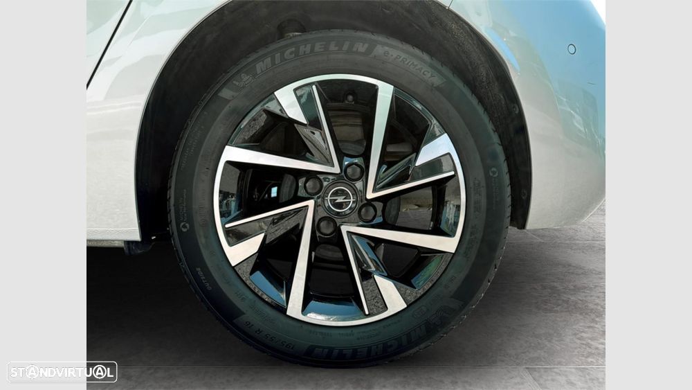 Opel Corsa 1.2 T GS - 23