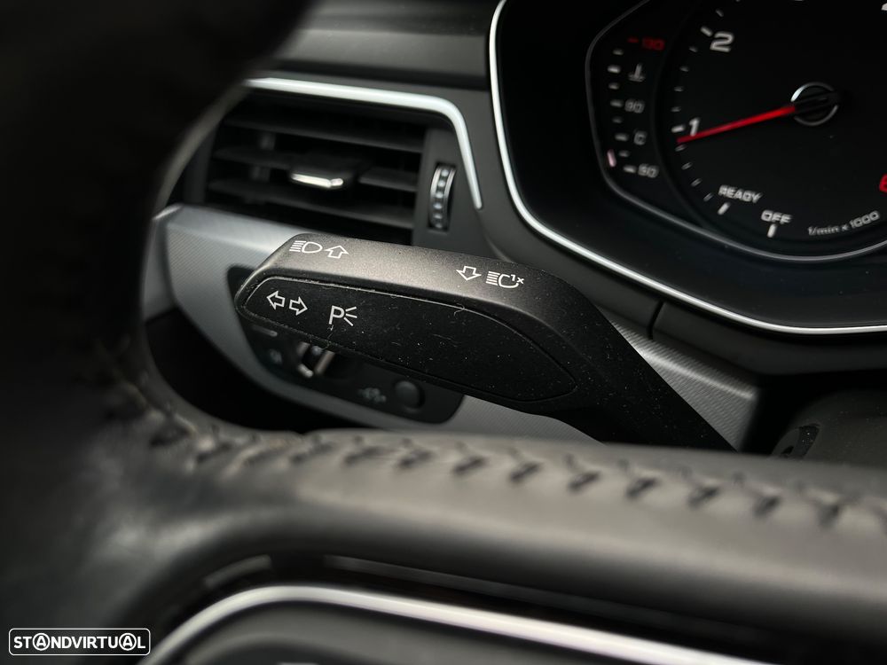 Audi A4 Avant 2.0 TDI S-line - 53