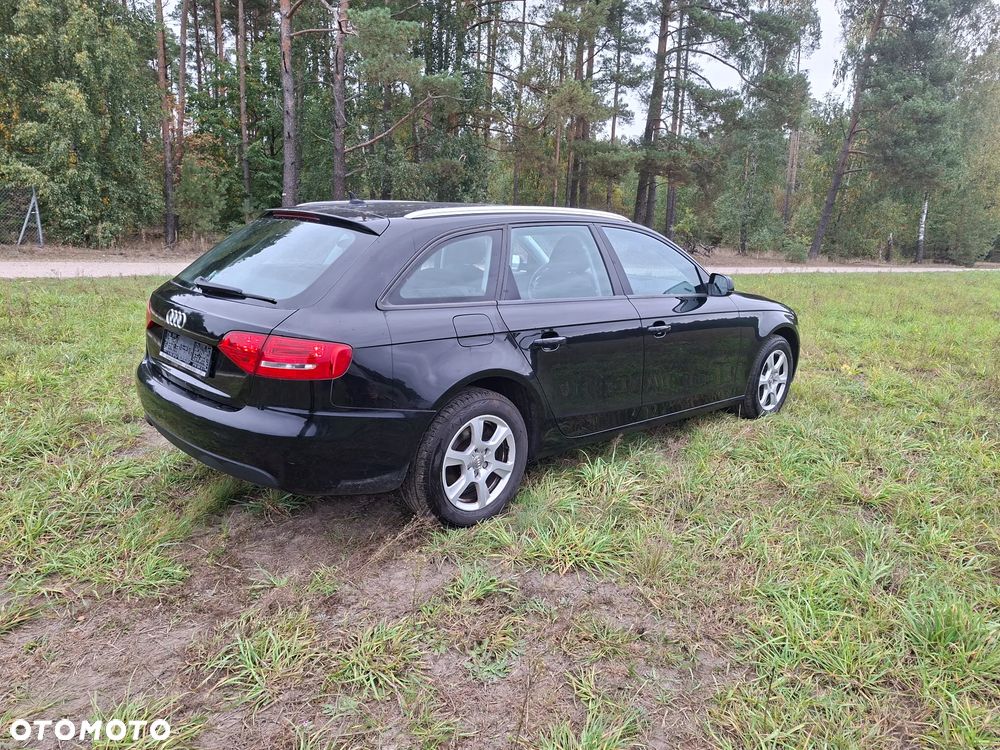 Audi A4 Avant - 4