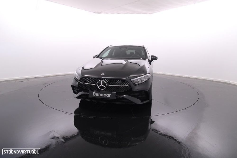 Mercedes-Benz A 250 e AMG Line - 13
