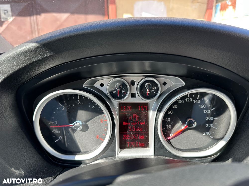 Ford Focus - 7