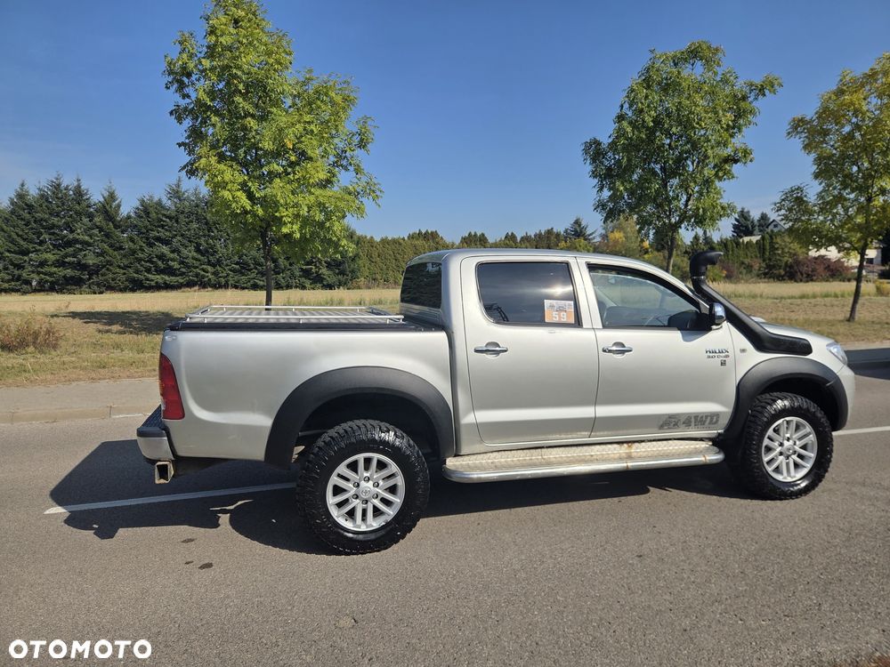 Toyota Hilux - 3