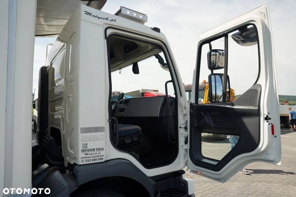 MAN FE 280 / 4x2 / CHŁODNIA / CARRIER SUPRA 1250 MT / MULTITEMPERATURA / WINDA DHOLLANDIA 2500 KG / EURO 6 - 35
