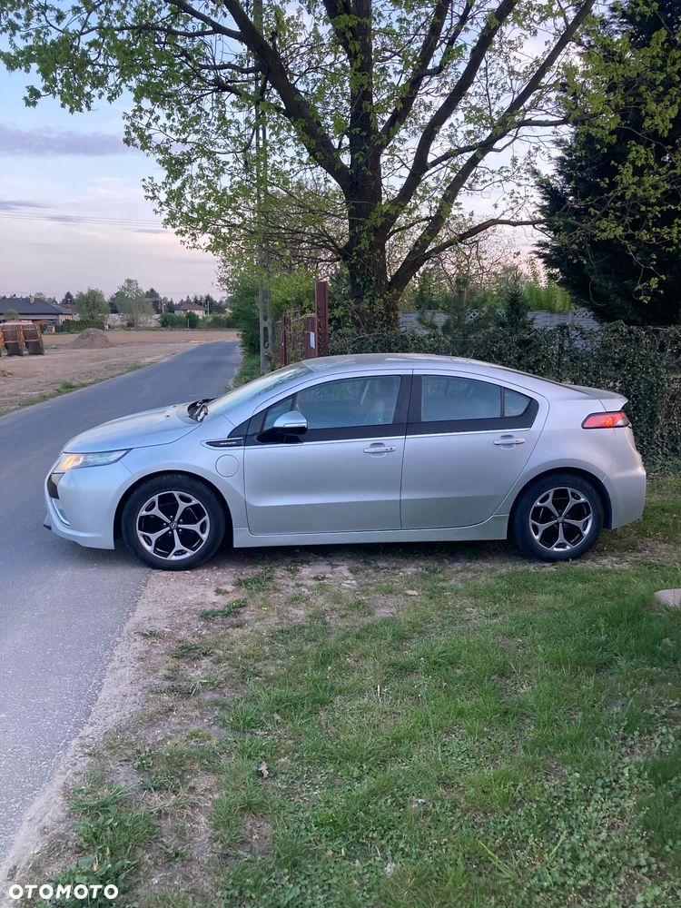 Opel Ampera - 14