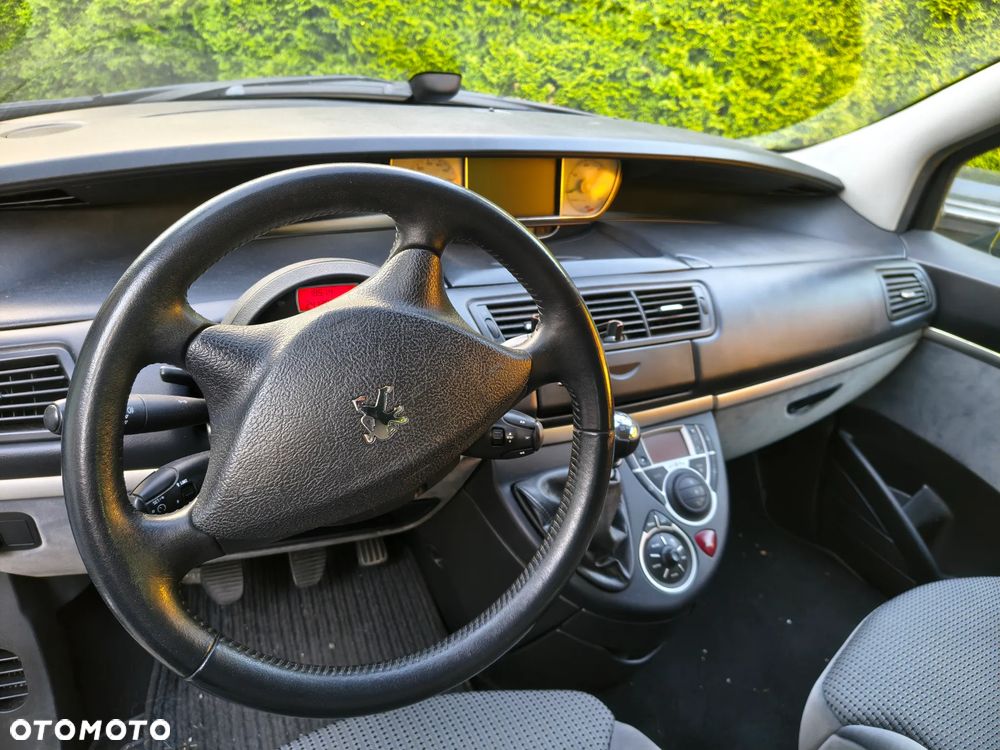 Peugeot 807 2.0 HDi Premium - 8