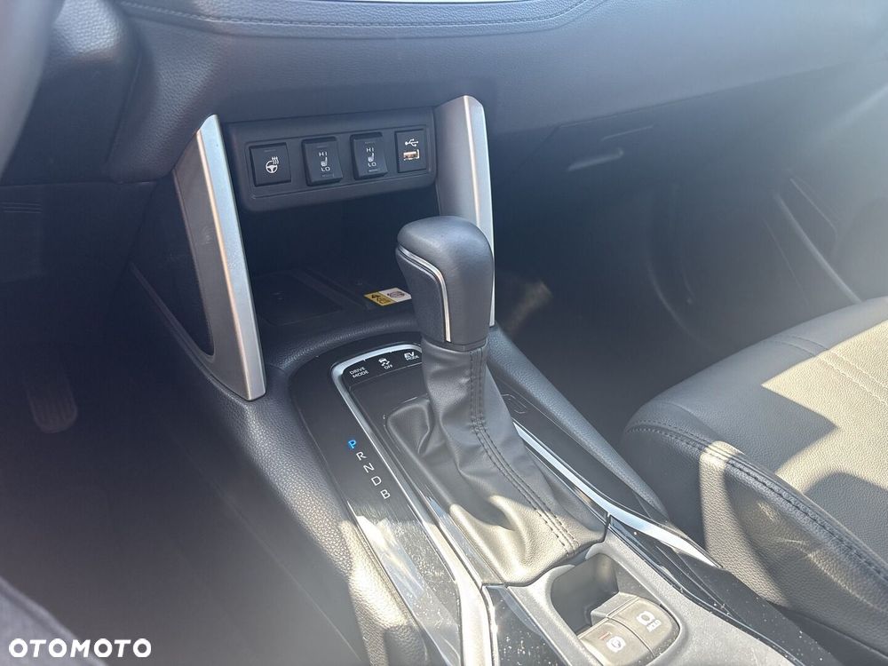 Toyota Corolla Cross 2.0 Hybrid Premiere Edition - 25