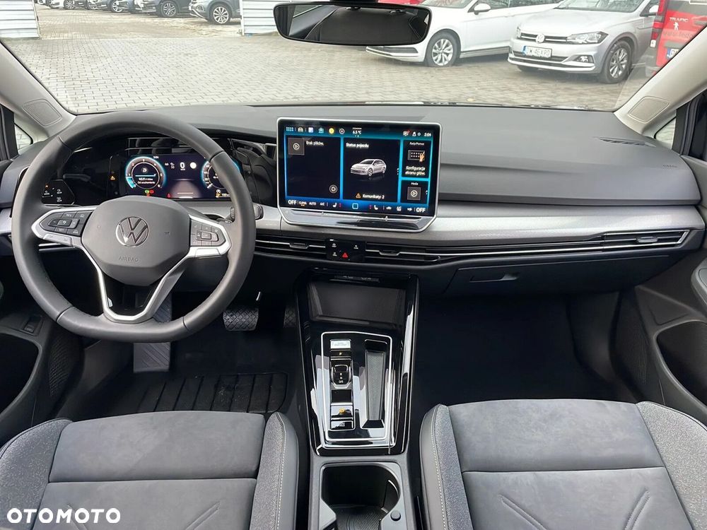 Volkswagen Golf Variant - 4