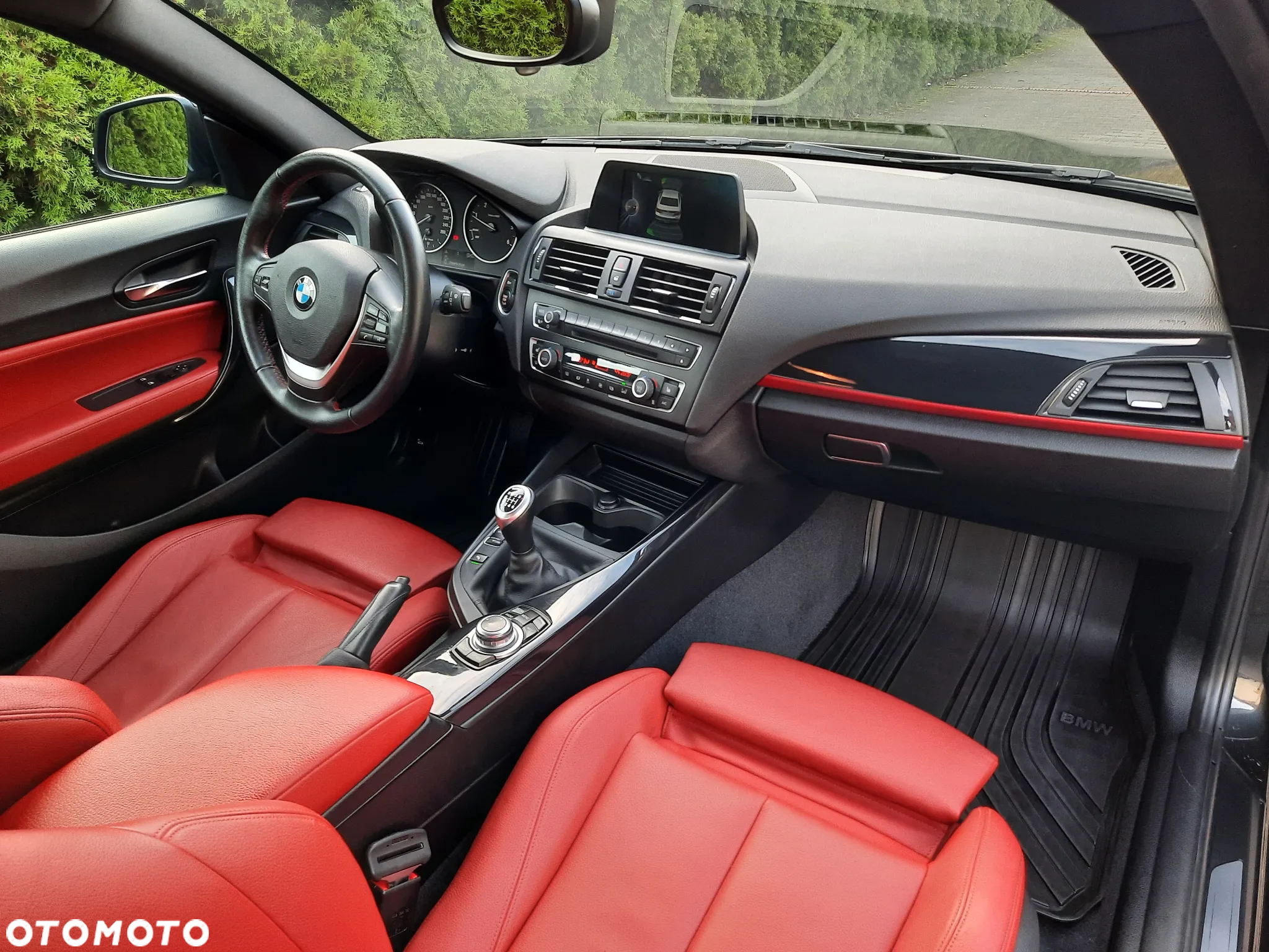 BMW Seria 2 218d Sport Line - 10