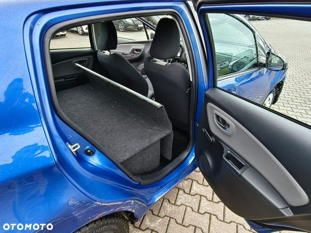 Toyota Yaris - 23