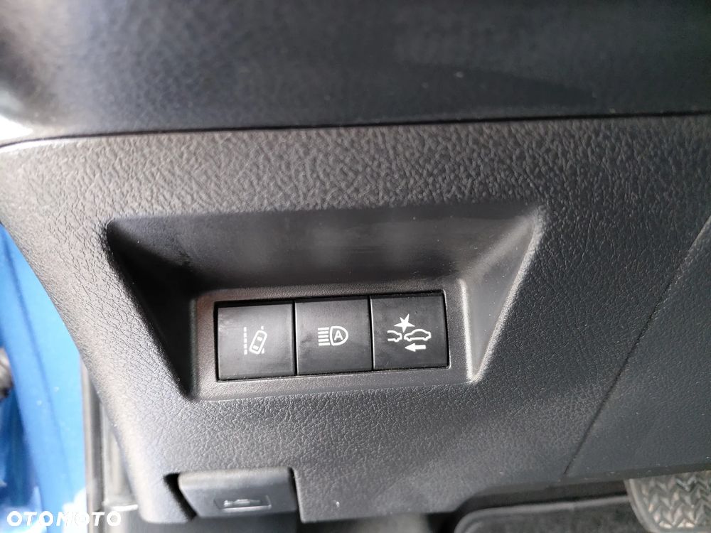 Toyota Yaris Hybrid 100 Selection Platinum - 30