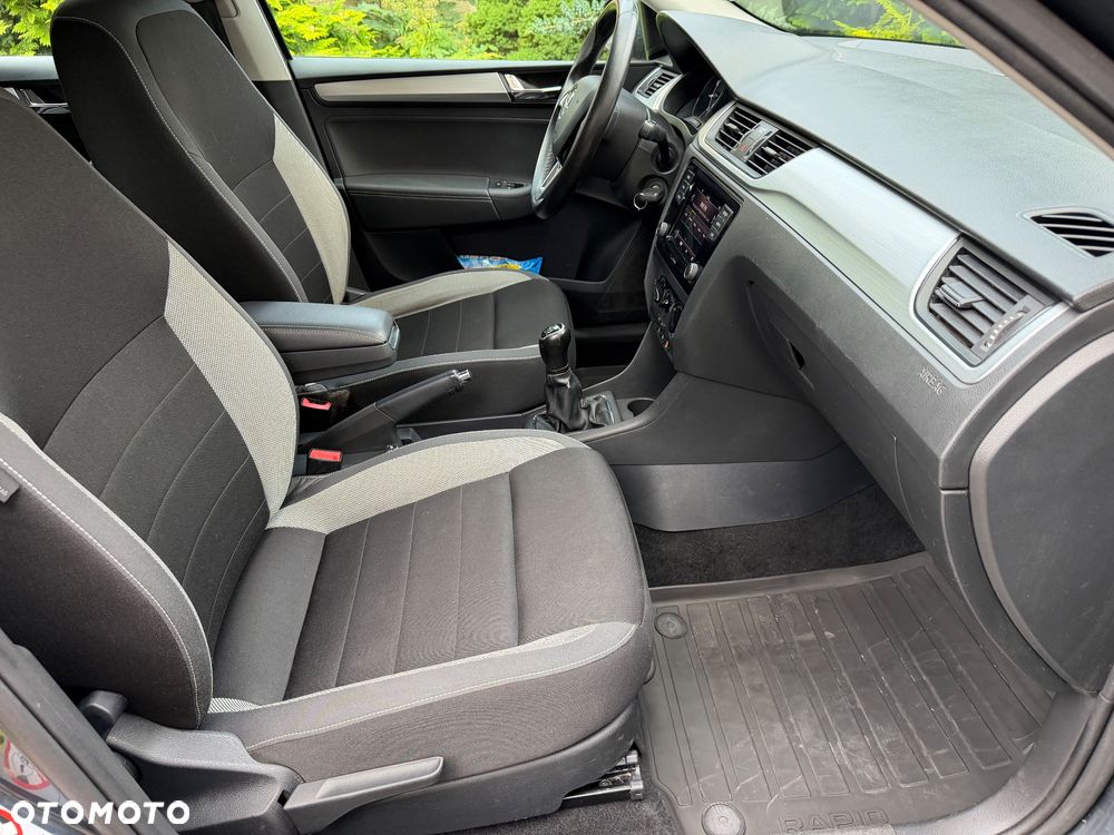 Skoda RAPID 1.0 TSI Clever - 30