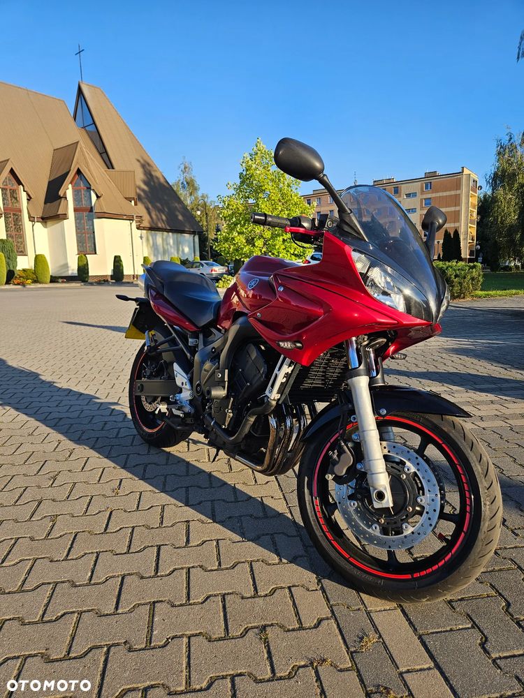 Yamaha FZ6 - 1