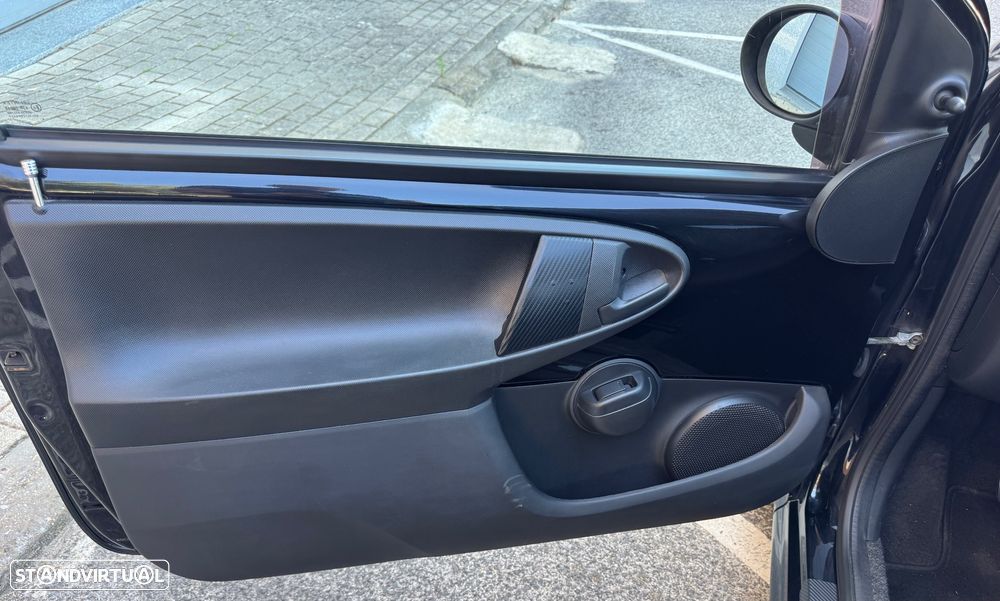 Peugeot 107 1.0 Active - 22