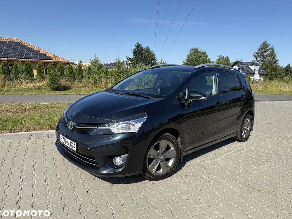 Toyota Verso - 3