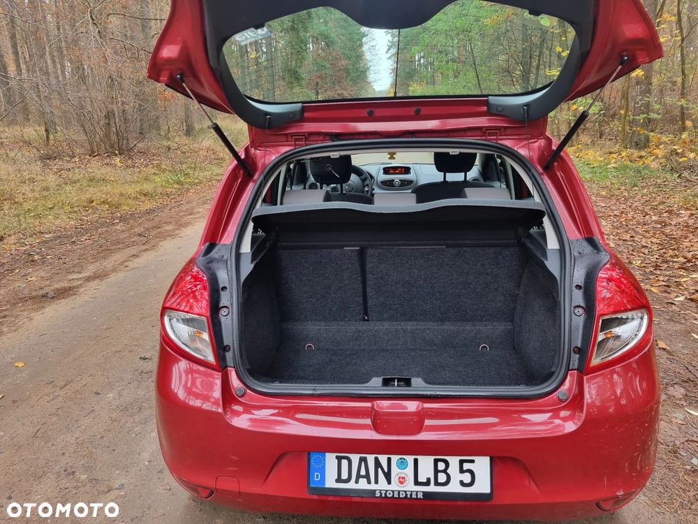 Renault Clio 1.5 dCi Alize - 22