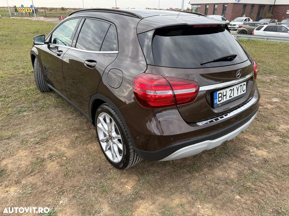 Mercedes-Benz GLA 200 d 4MATIC Aut. - 3