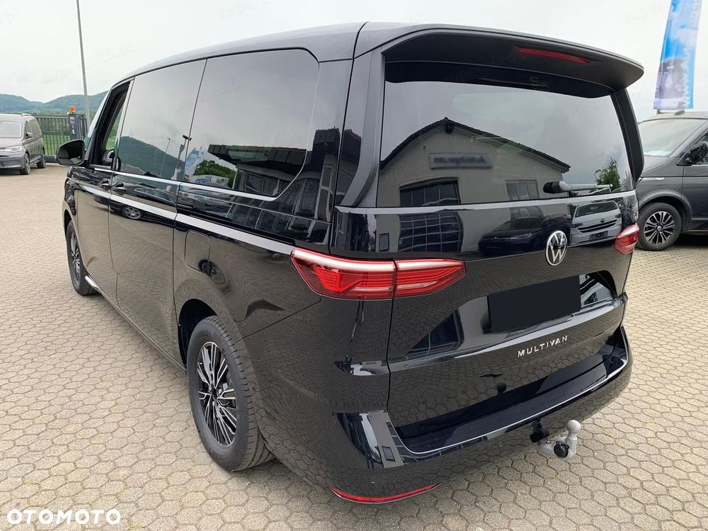 Volkswagen Multivan - 8
