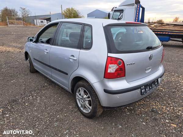 Dezmembram Volkswagen Polo 1.2 AZQ