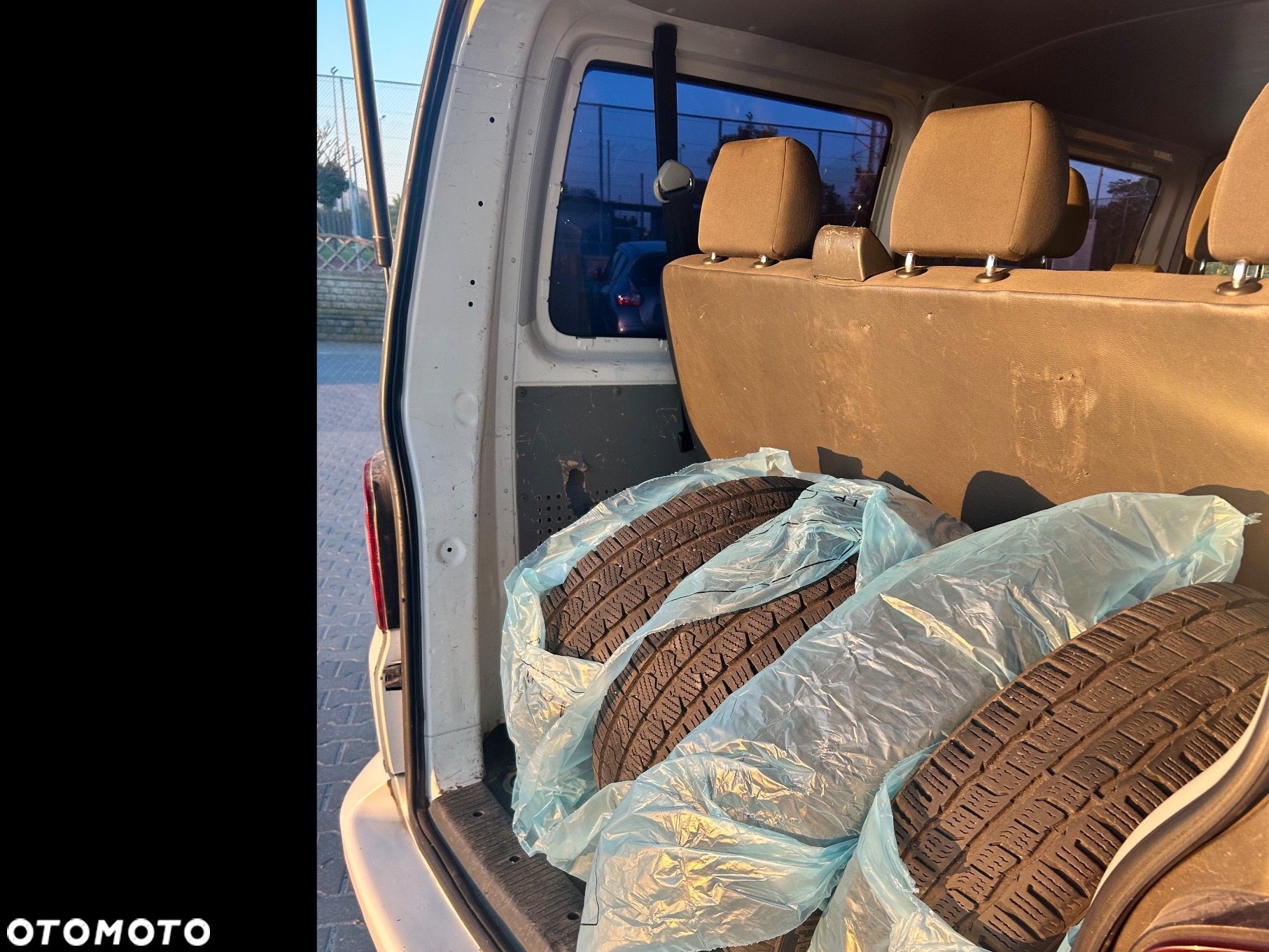 Volkswagen Transporter - 9