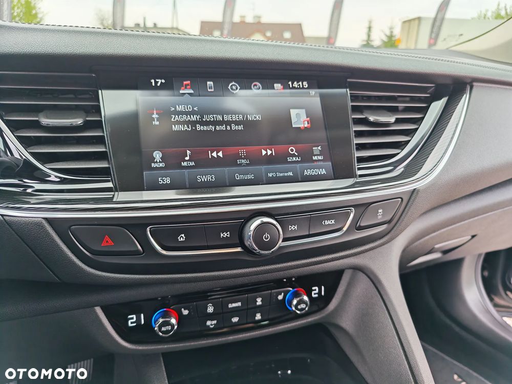 Opel Insignia 1.5 T Elite S&S - 19