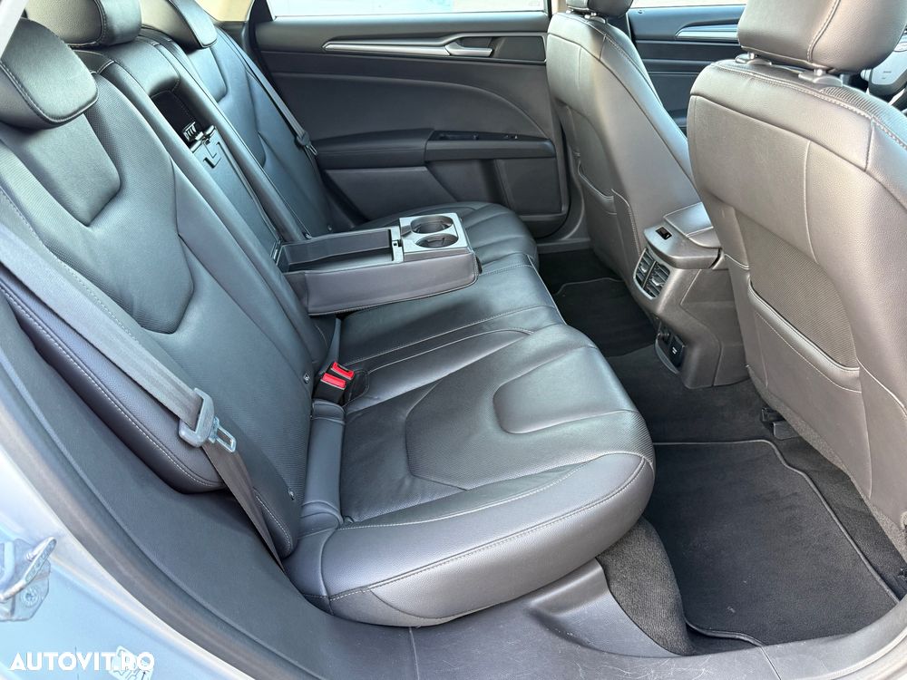 Ford Mondeo 2.0 TDCI Powershift AWD Titanium - 20