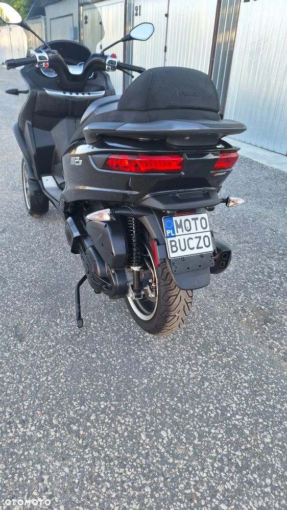 Piaggio MP-3 - 9