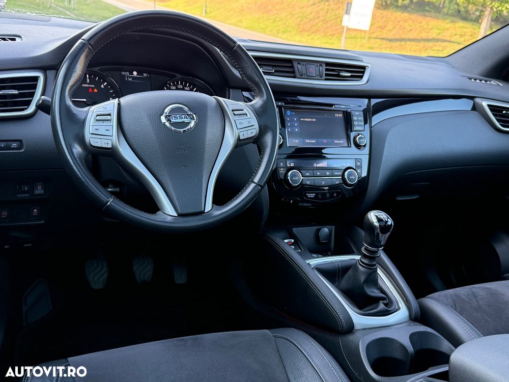 Nissan Qashqai 1.6 DCI ALL-MODE 4x4i TEKNA+ - 24