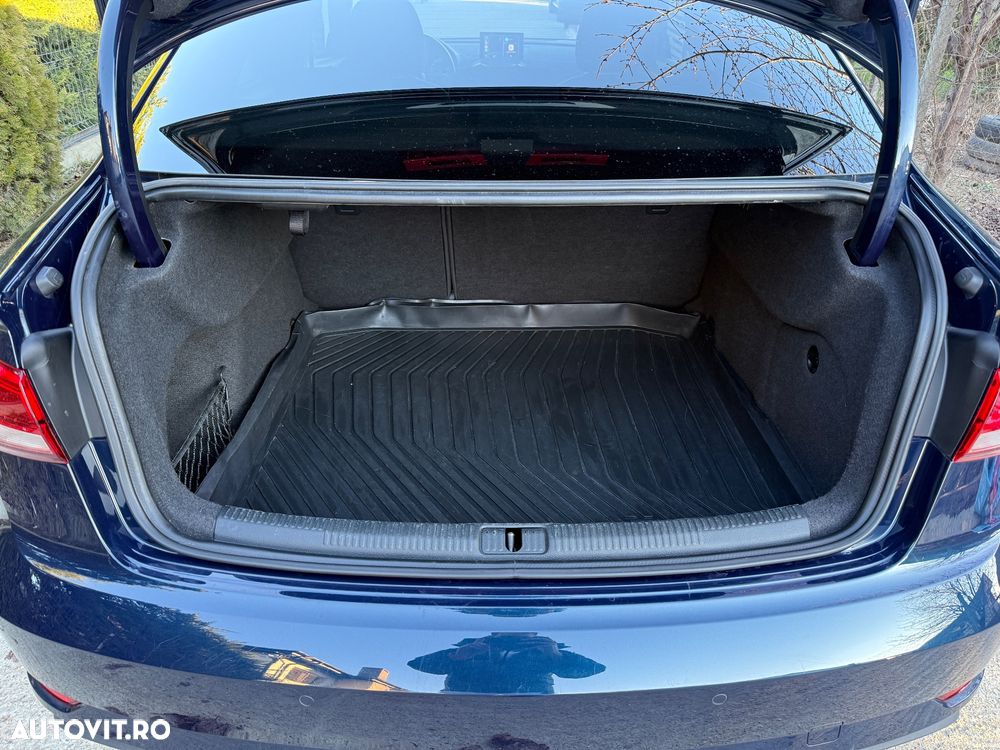 Audi A3 1.6 TDI Limousine S tronic - 8