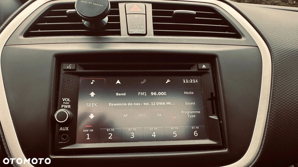 Suzuki SX4 1.6 Premium - 17