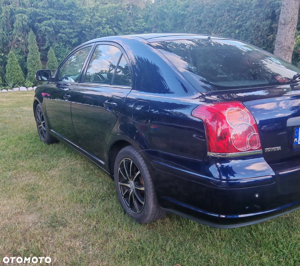 Toyota Avensis 2.0 D-4D Sol - 5