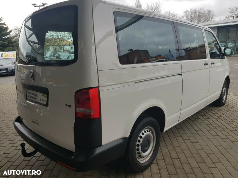 Volkswagen Caravelle - 8
