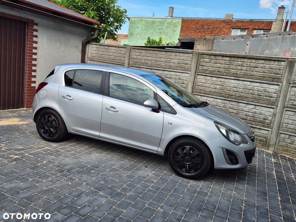 Opel Corsa 1.4 16V Edition - 8