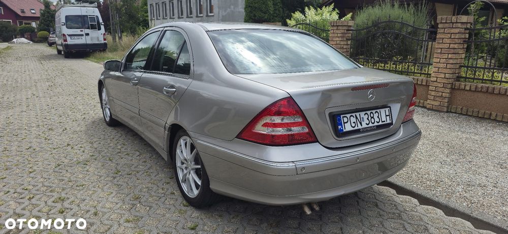 Mercedes-Benz Klasa C 180 Kompressor Automatik Avantgarde - 4