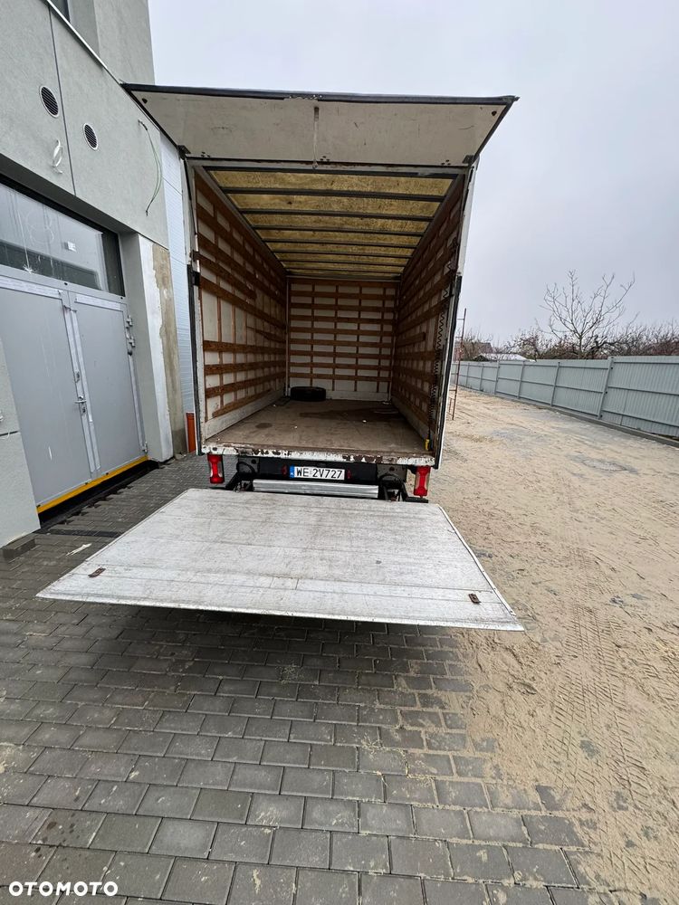 Nissan Interstar - 12