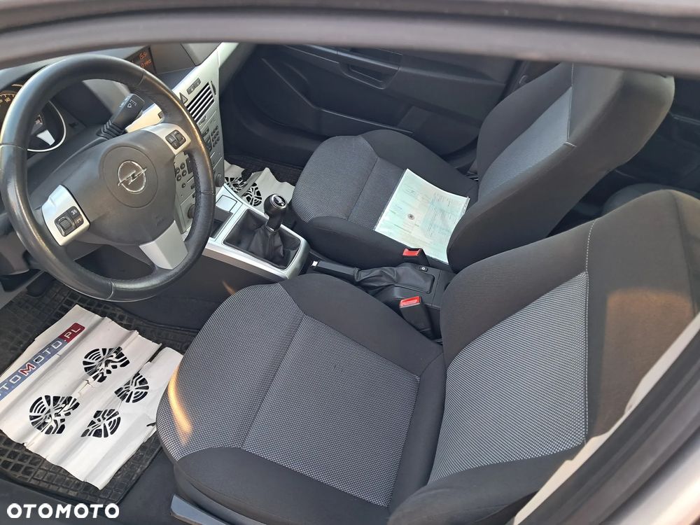 Opel Astra 1.6 Selection - 11