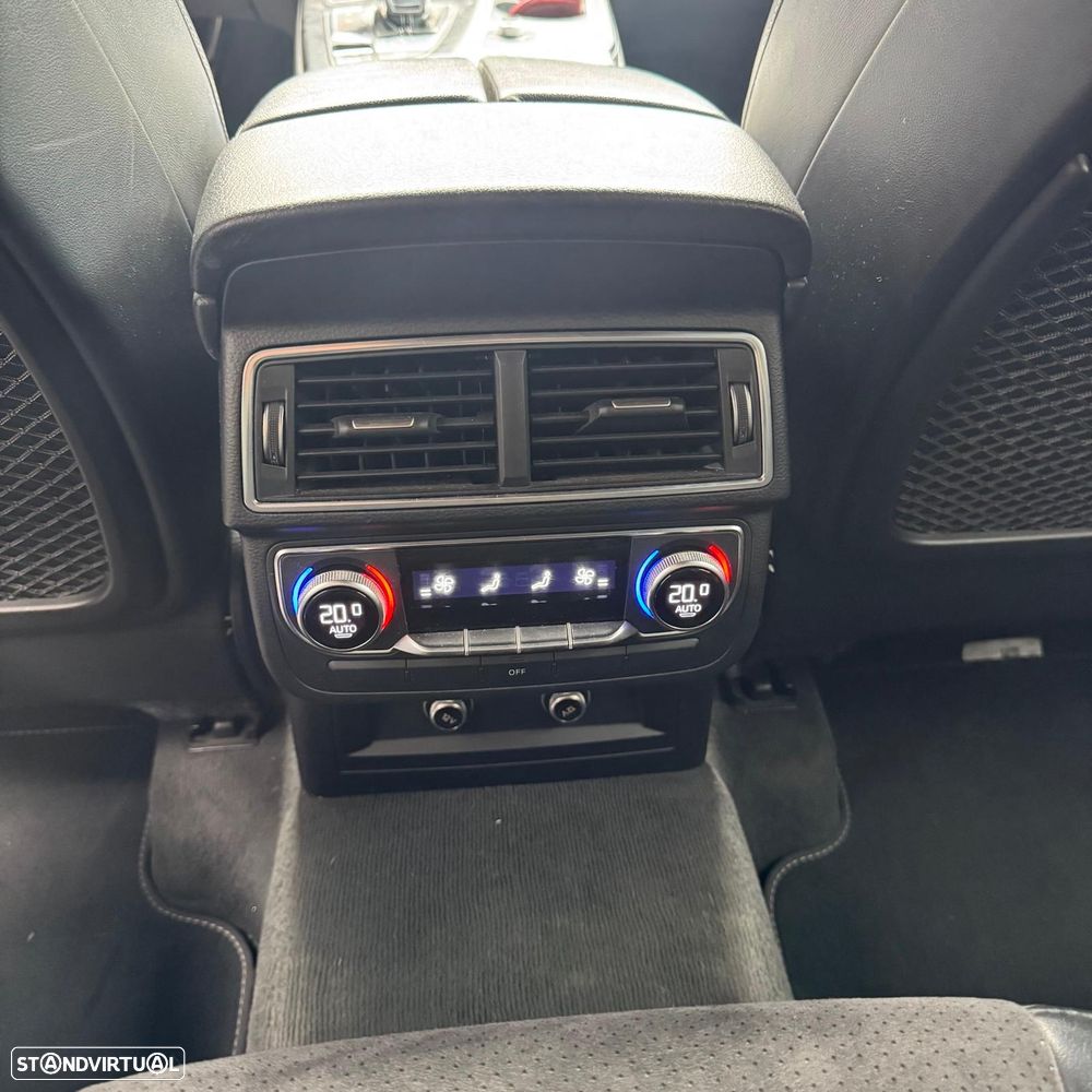 Audi Q7 3.0 TDI quattro S-line Tiptronic 7L - 24