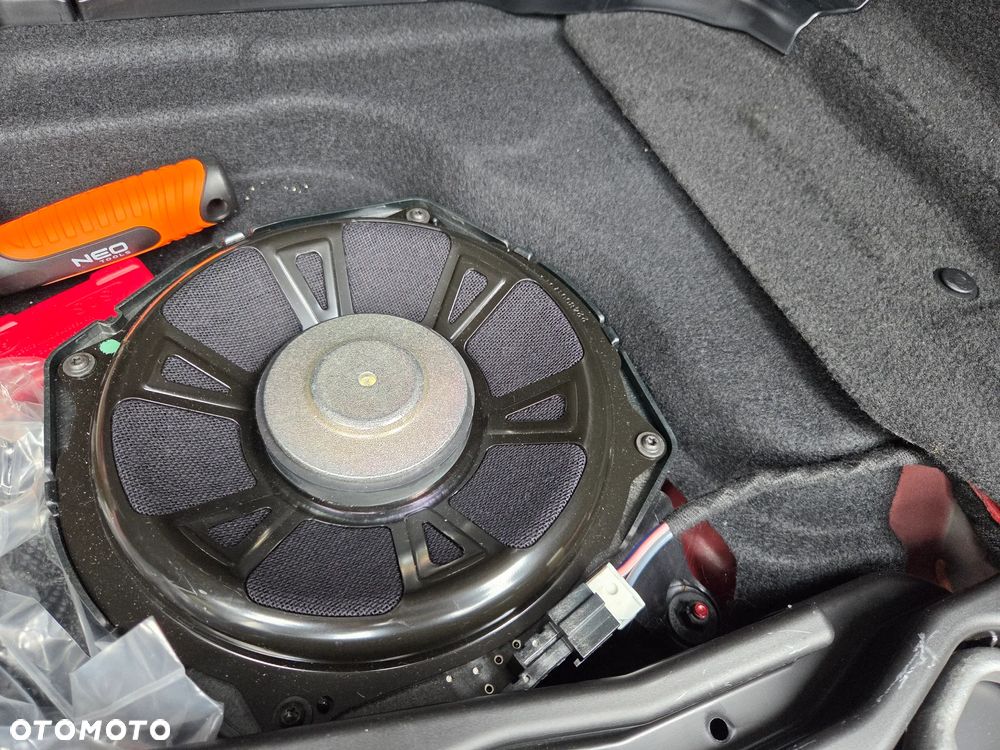 Mercedes-Benz Klasa B 220 4-Matic AMG Line 7G-DCT - 12