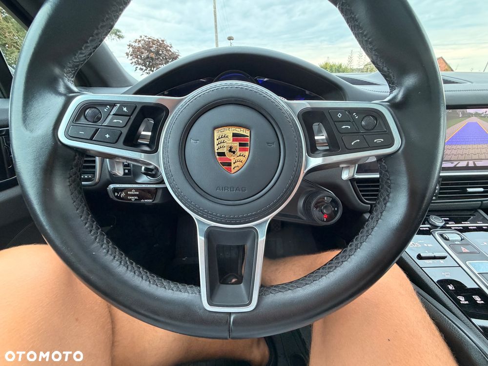 Porsche Cayenne E-Hybrid Platinum Edition - 29
