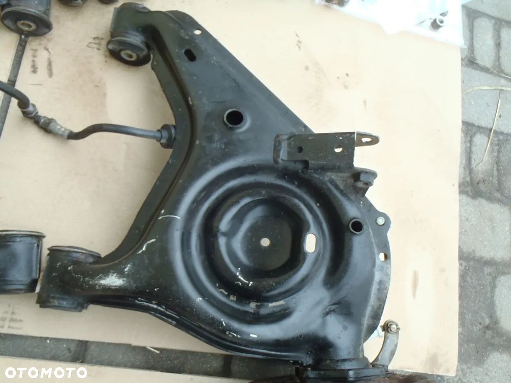 WAHACZ TYŁ TYLNY tujeja czop lewy Z BELKI ZAWIESZENIA FIAT SEICENTO CINqUECENTO lewy NIE MALOWANY ORYGINAŁ - 17