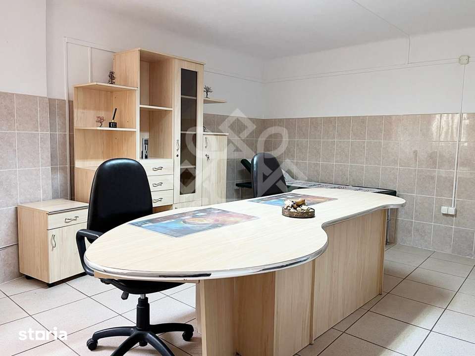 Spatiu comercial de vanzare ultracentral in zona Primariei Oradea - Imagine principală: 3/13