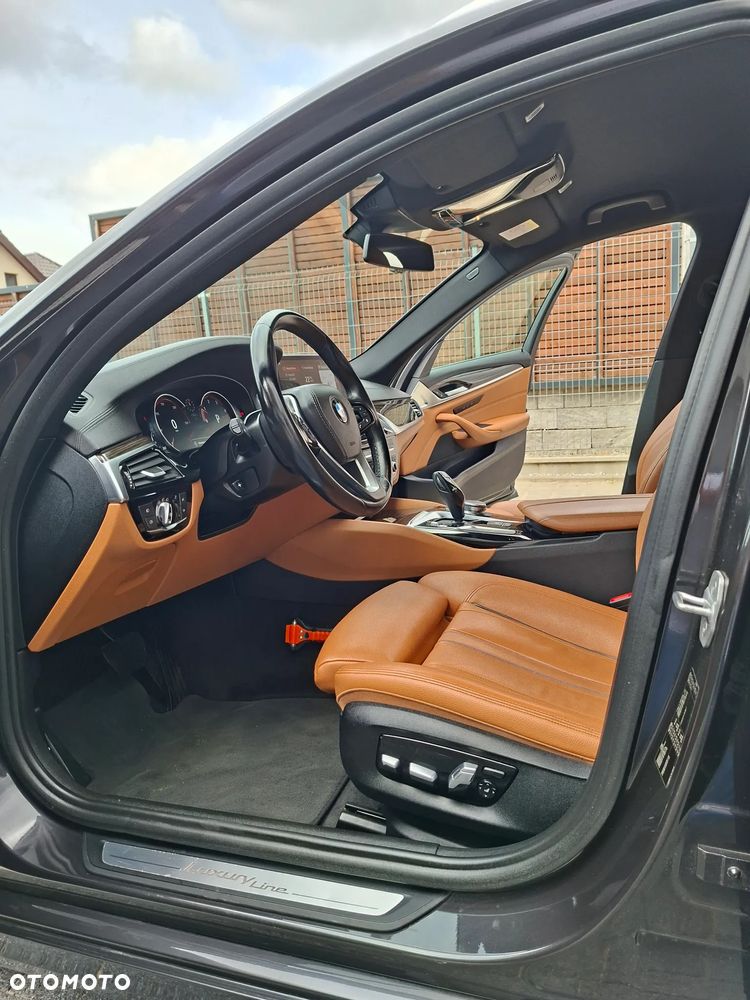 BMW Seria 5 520d Luxury Line sport - 21