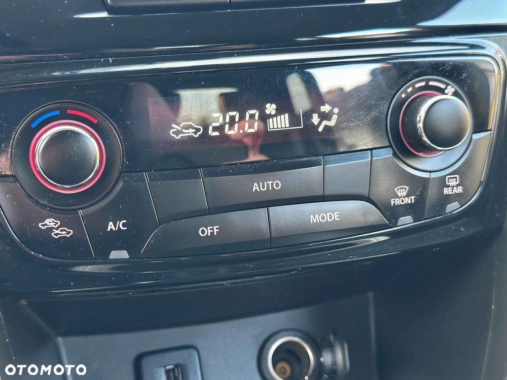 Suzuki Vitara 1.6 DDiS (4x4) Allgrip TCSS Comfort+ - 30