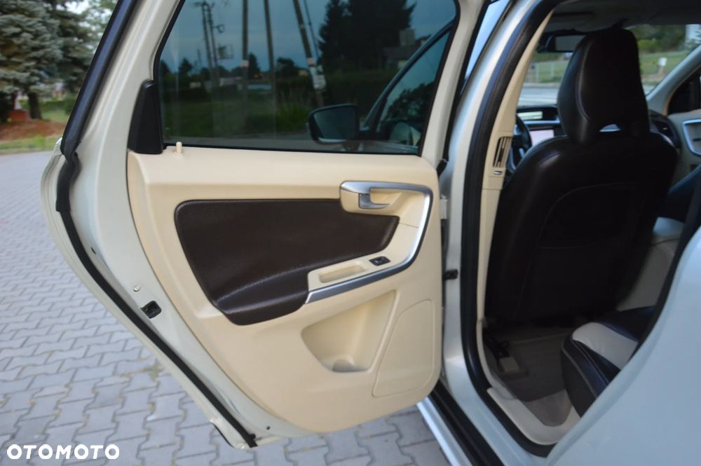 Volvo XC 60 - 34
