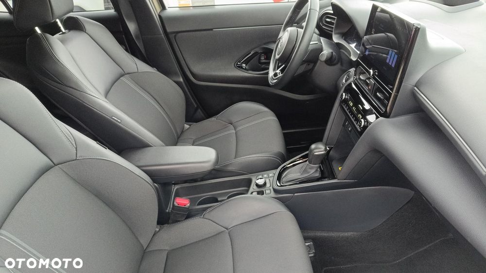 Toyota Yaris Cross - 10