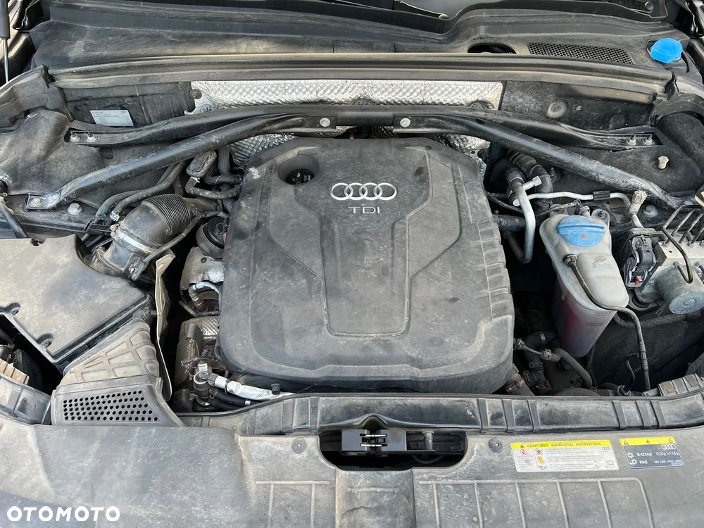 Audi Q5 2.0 TDI Quattro Design S tronic - 28