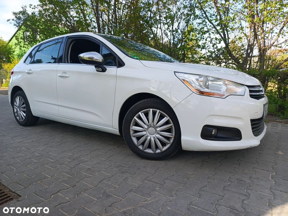 Citroën C4 e-HDi 115 Selection - 2