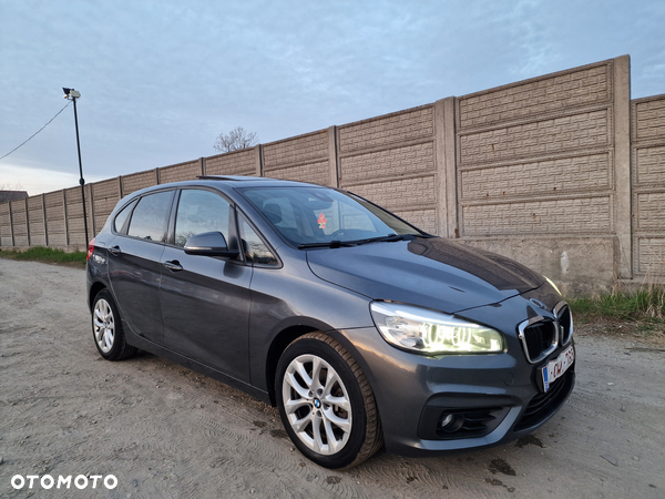 BMW Seria 2 218d Active Tourer Advantage